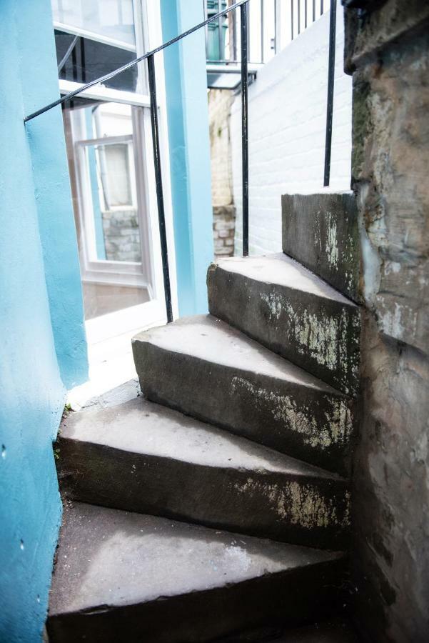 144 Lower Cheltenham Place Hotel บริสตอล ภายนอก รูปภาพ