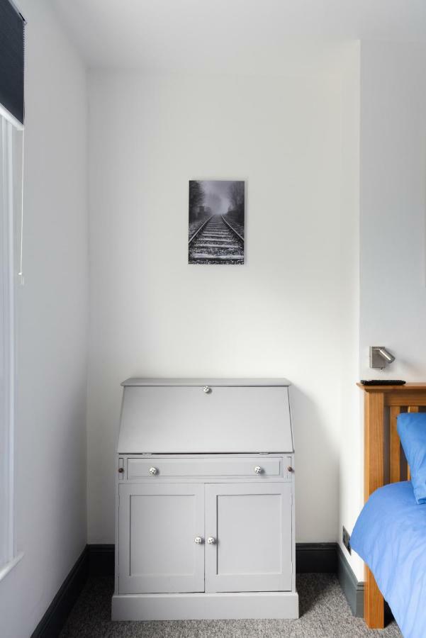 144 Lower Cheltenham Place Hotel บริสตอล ภายนอก รูปภาพ
