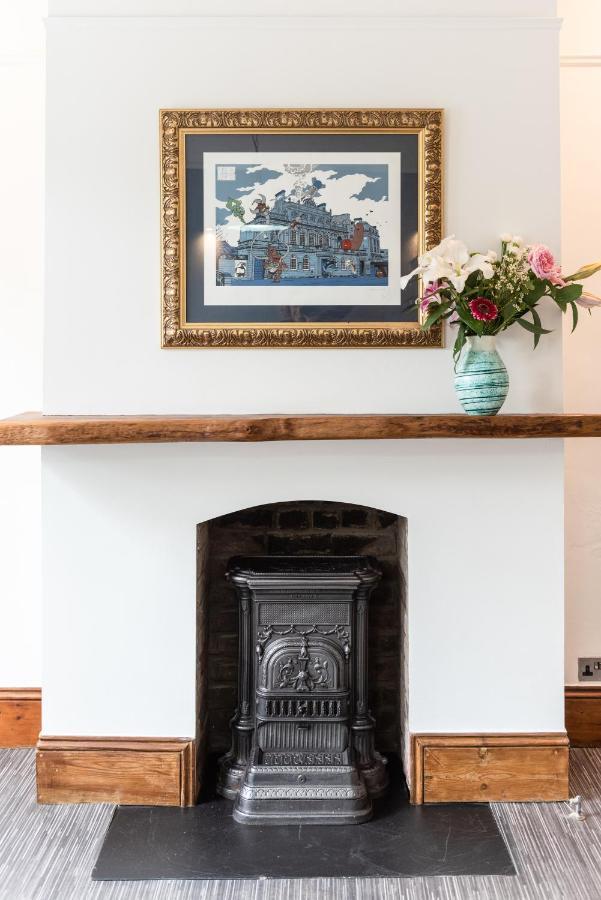 144 Lower Cheltenham Place Hotel บริสตอล ภายนอก รูปภาพ