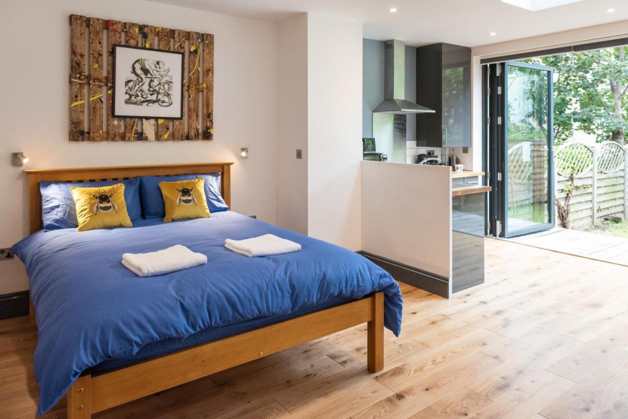 144 Lower Cheltenham Place Hotel บริสตอล ภายนอก รูปภาพ